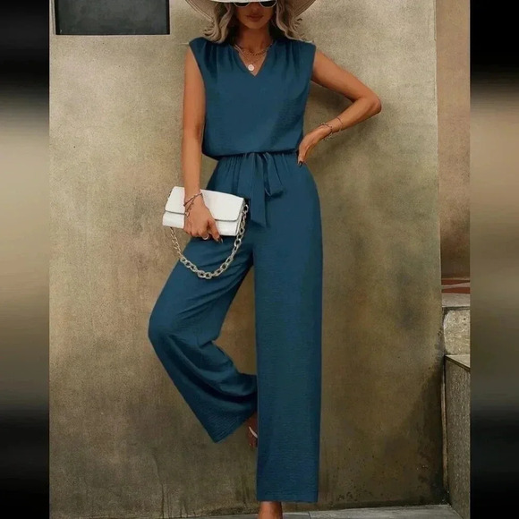 Solid Blouse &Wide Leg Pants - Picture 1 of 5